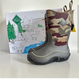 Kids size 13 muck boots